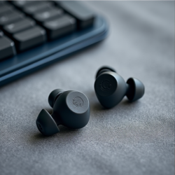 SoundWave Pro TWS Earbuds