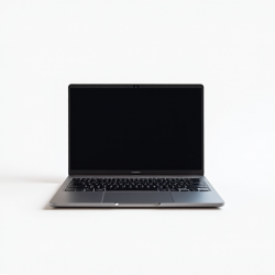 QuantumShift 16 Creator Laptop